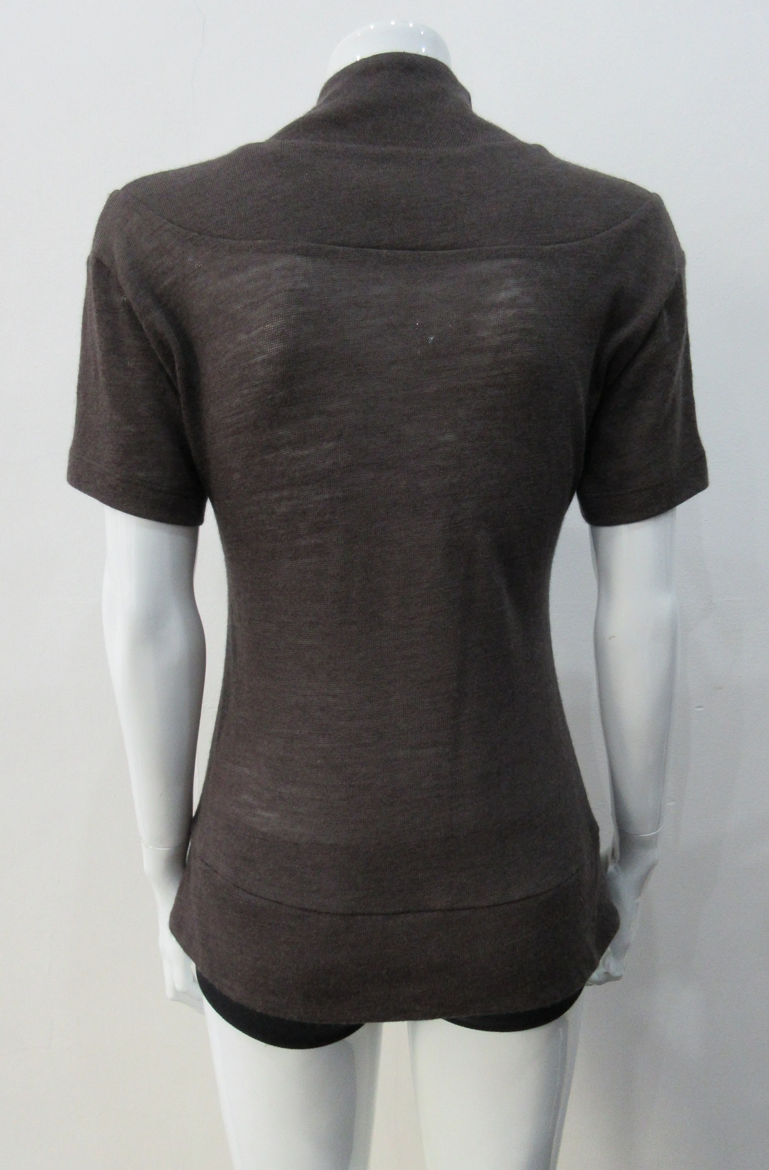 100130B -Trimmed T-Shirt Solid