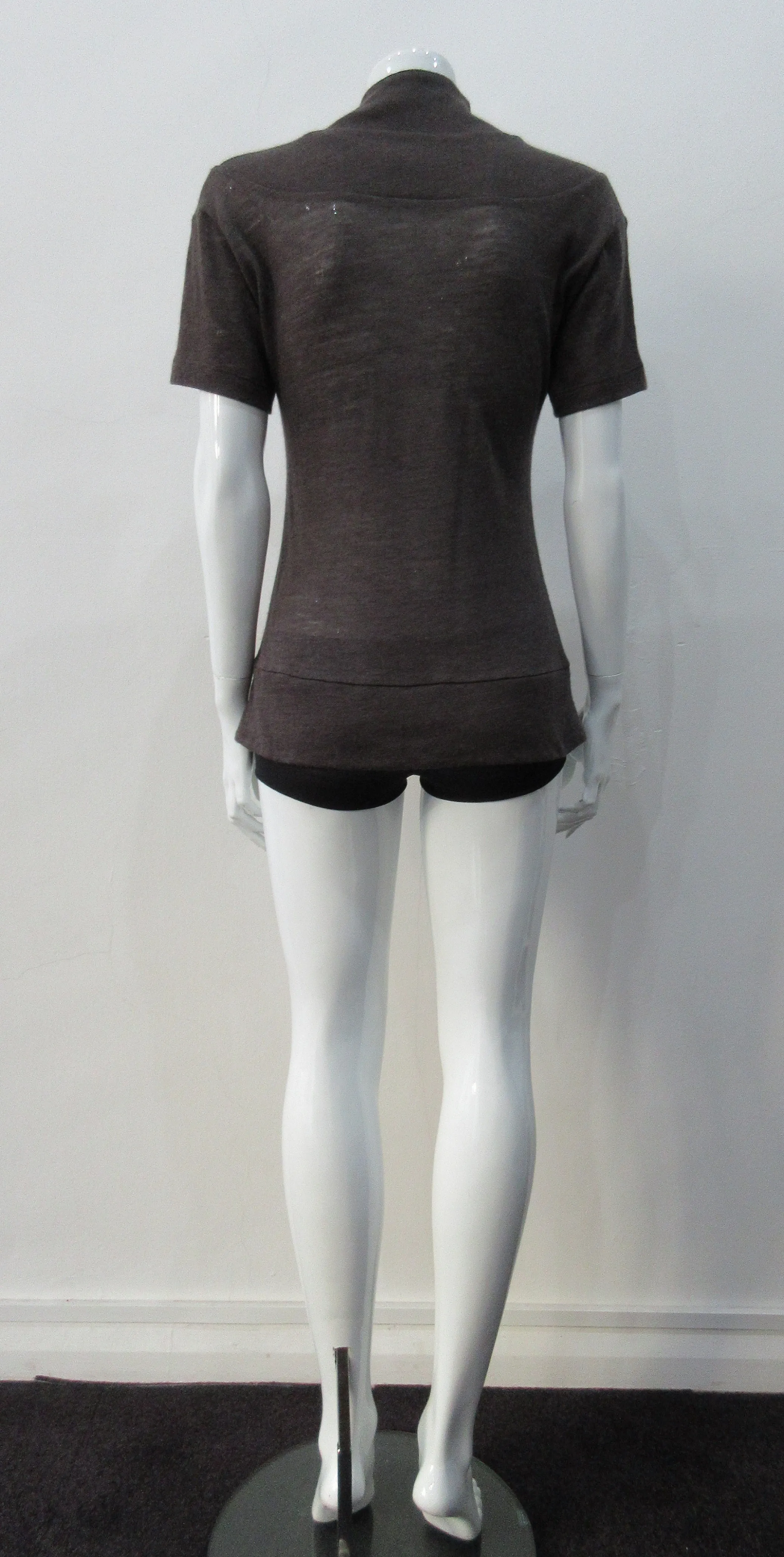 100130B -Trimmed T-Shirt Solid