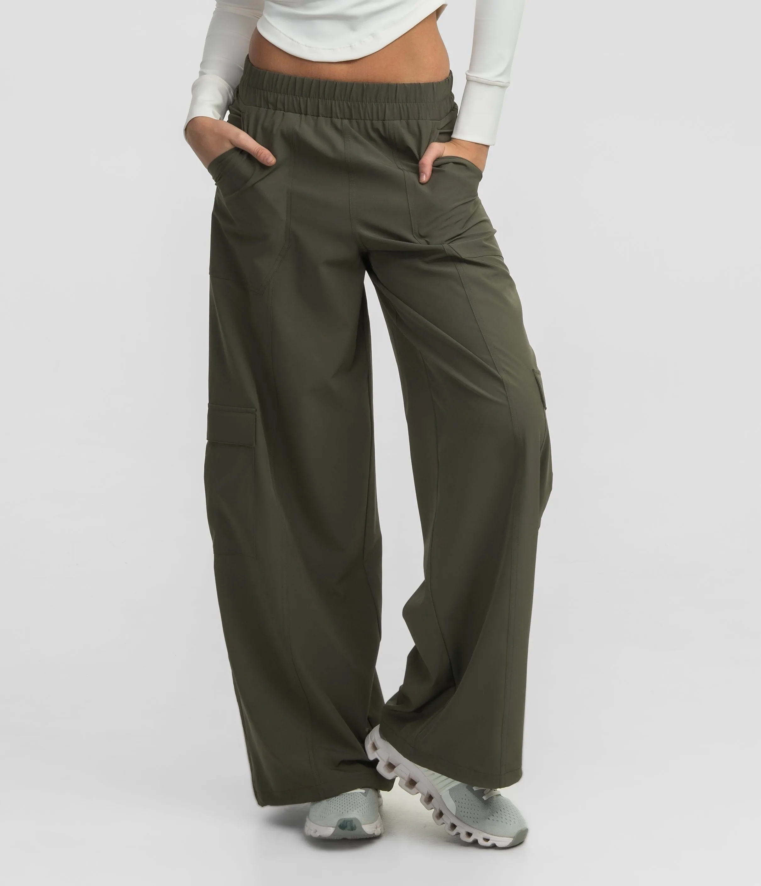 Adjustable Hybrid Cargo Pants - Cedar