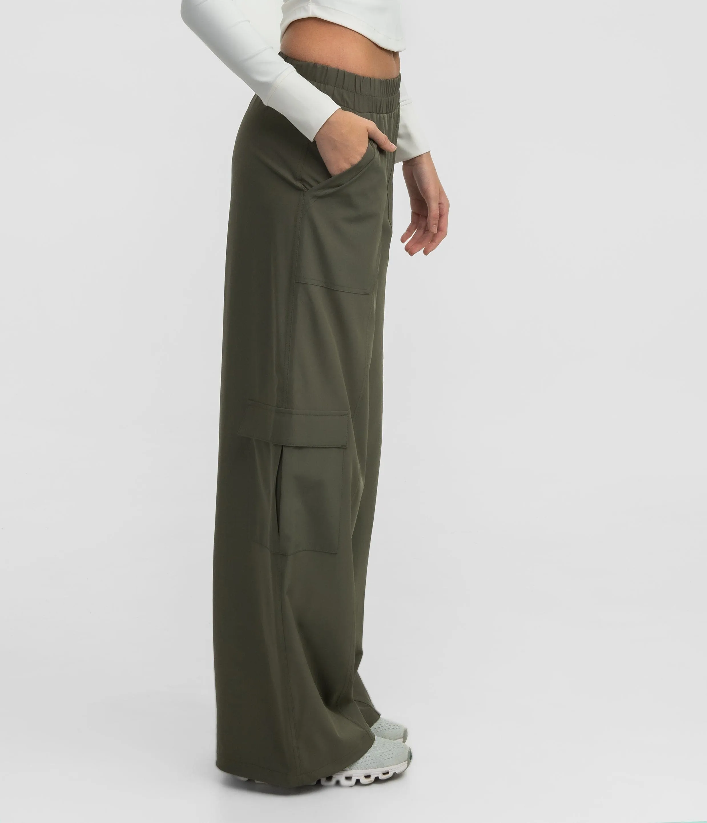 Adjustable Hybrid Cargo Pants - Cedar