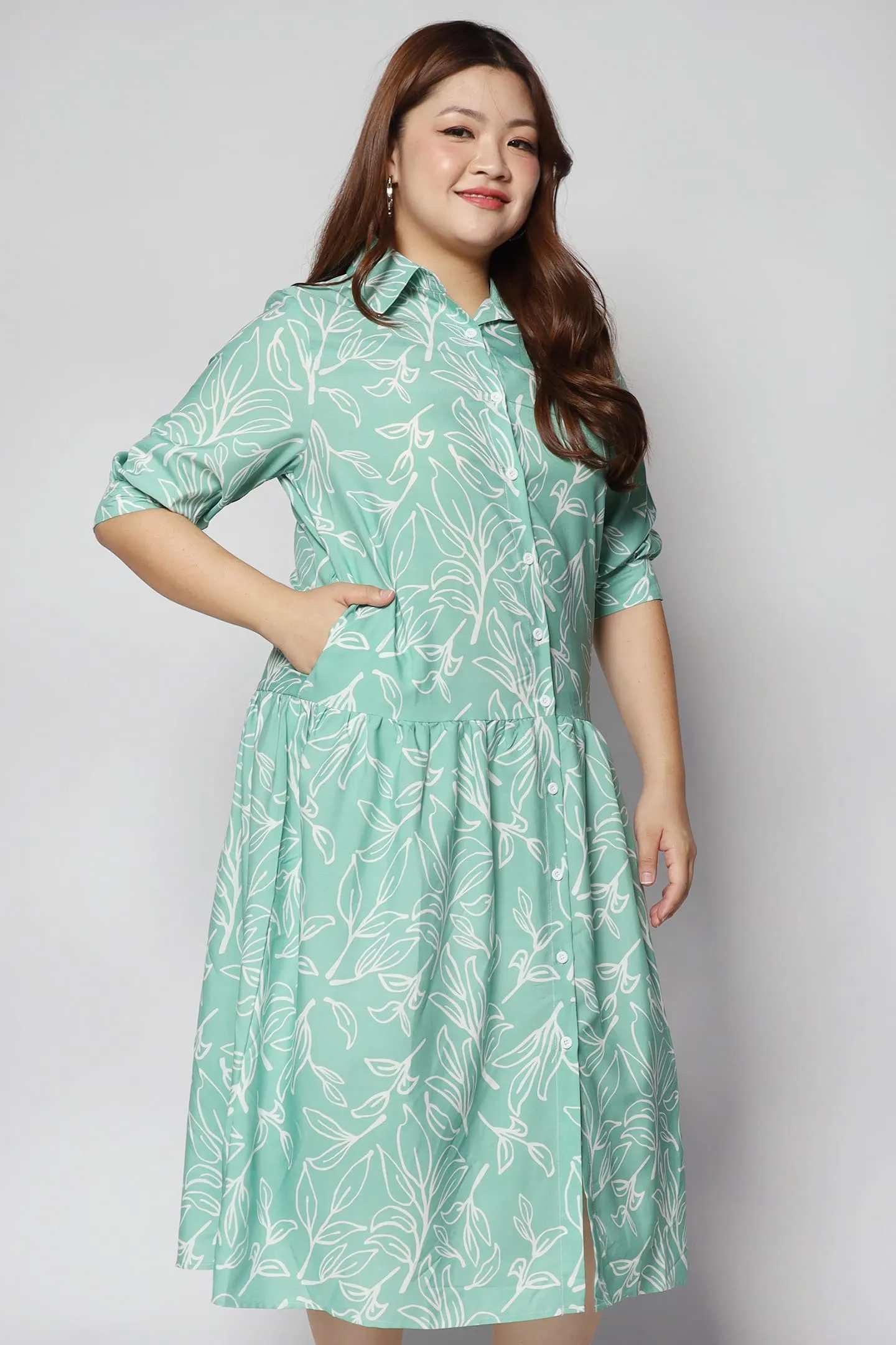 Alexis Dress in Green Fern