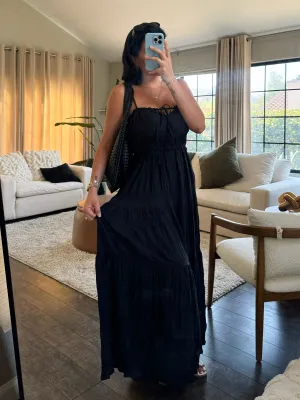 Amari Maxi Dress (Black)