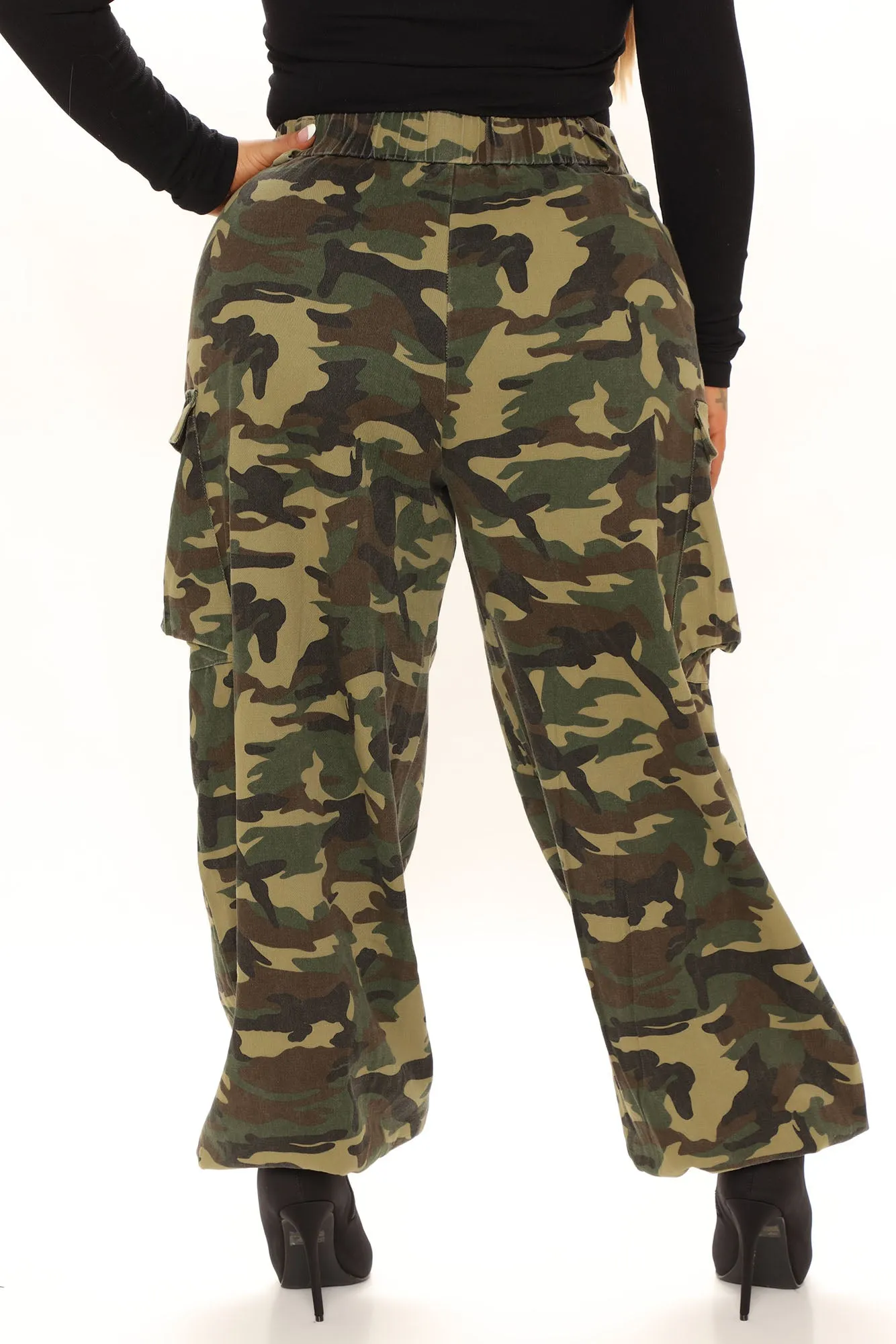 Amelia Oversized Cargo Pants Camo - Camouflage