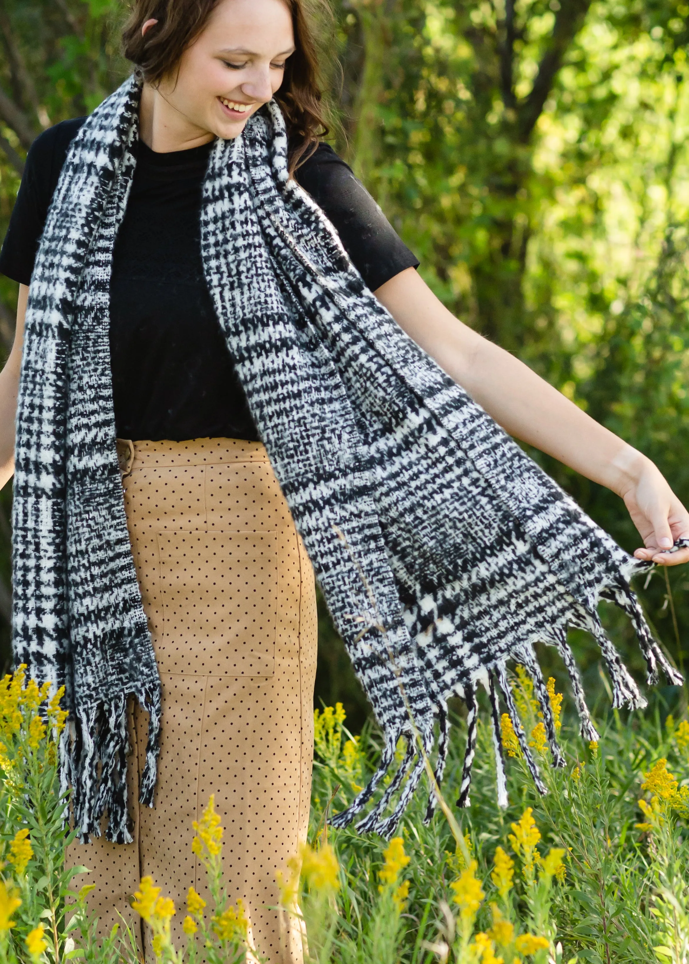 Black Boucle Knit Houndstooth Scarf