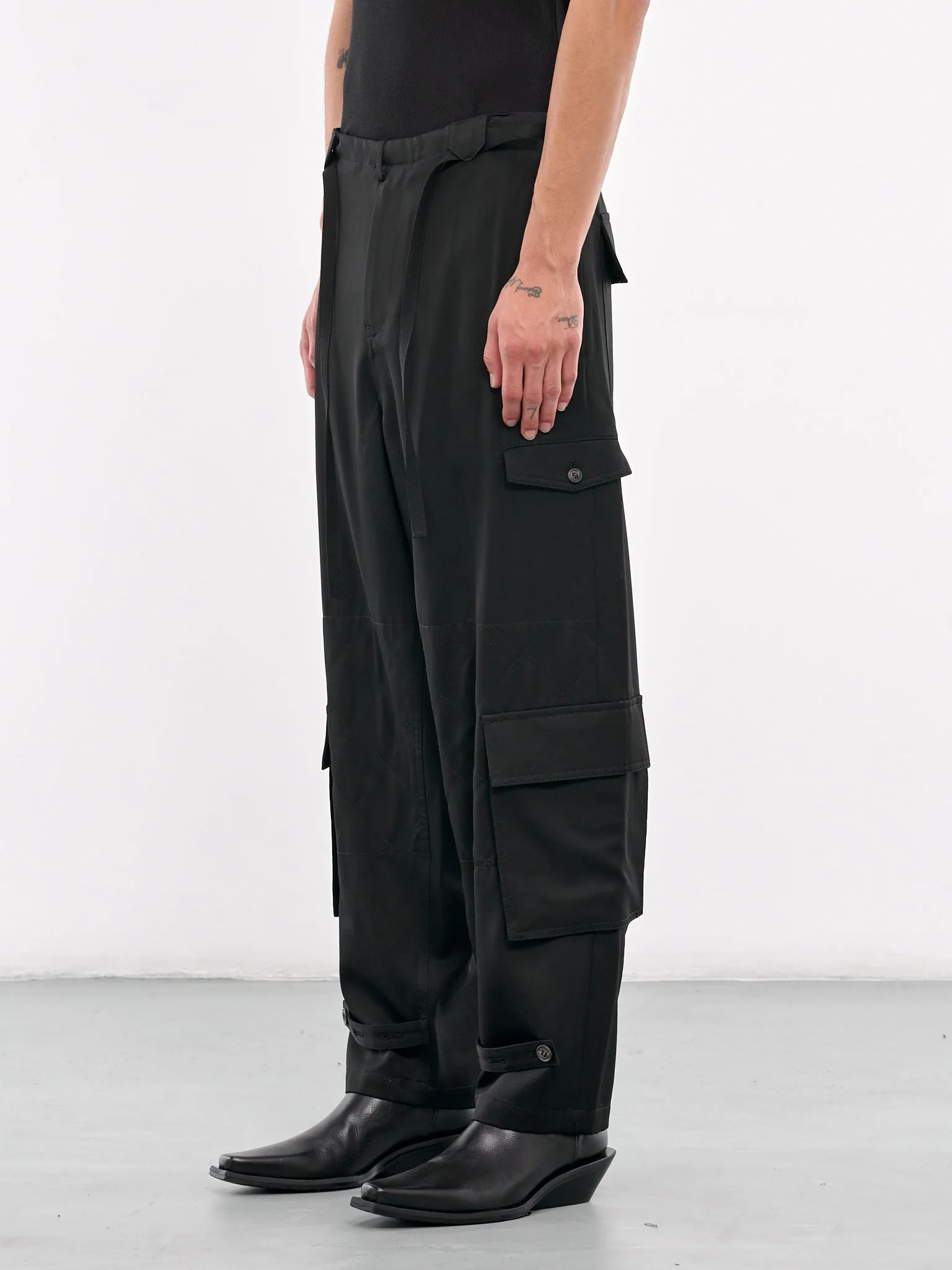 Drawstring Cargo Trousers (S24AW10PT-W-BLACK)