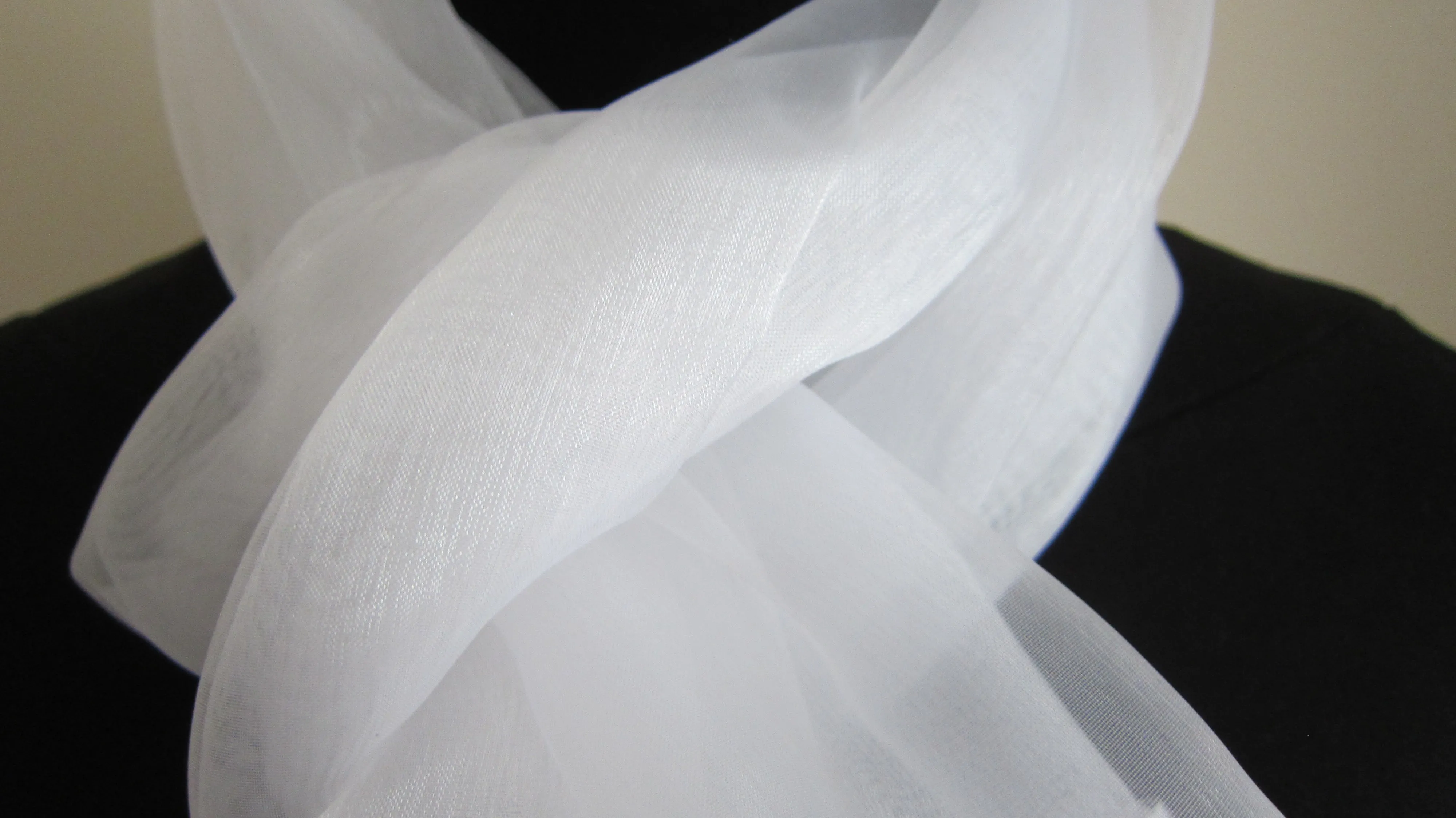 Ladies White Organza Scarf With Daisy Print Organza Trim