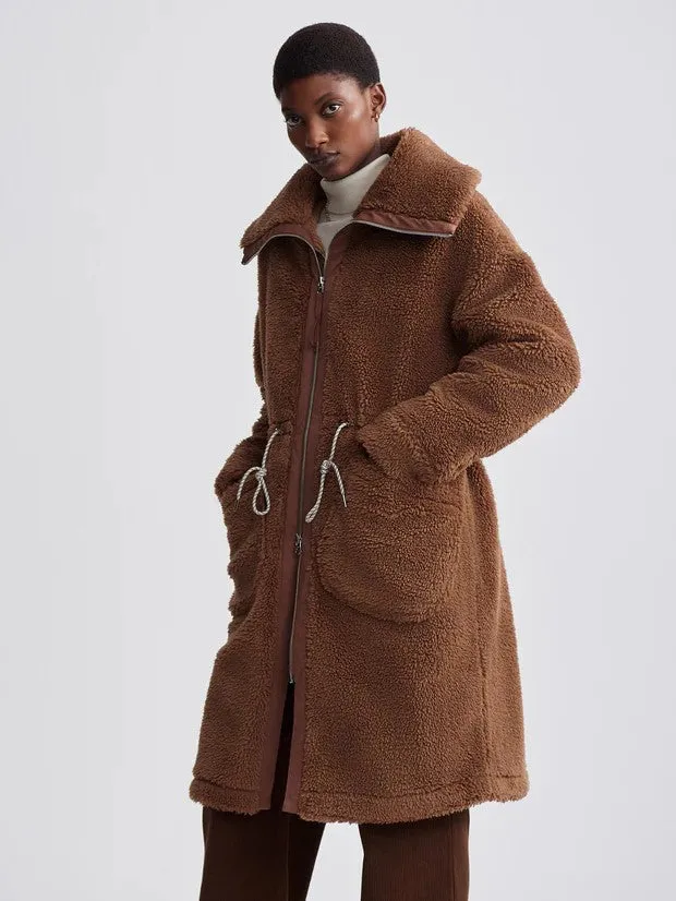 Logan Sherpa Coat in Pecan Pie