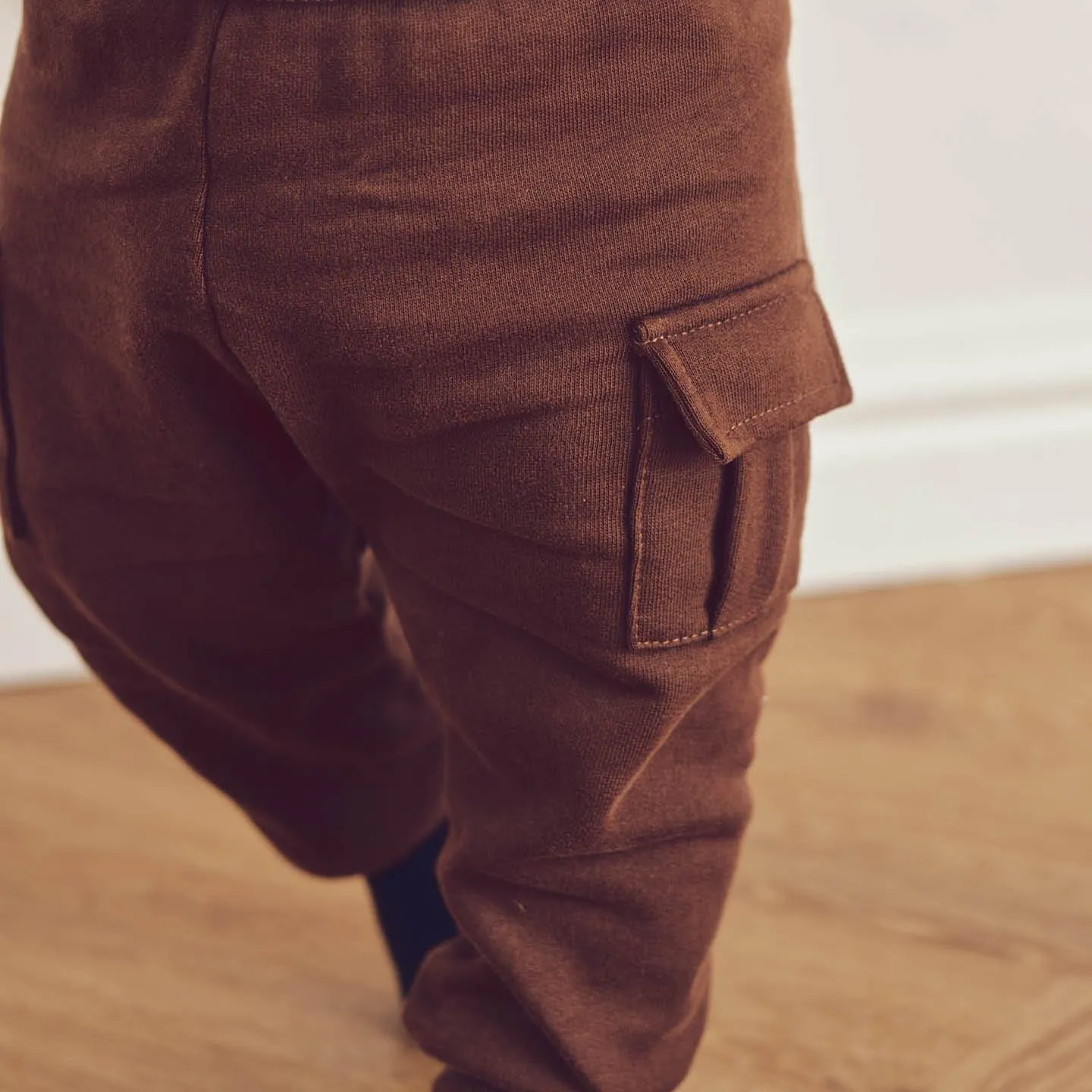 Musli - Organic Cotton Cargo Sweatpants - Bark