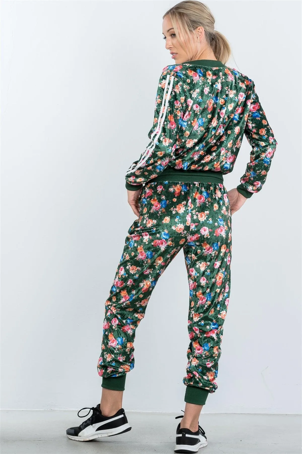 Olive Velvet Floral And Contrast Stripe Tracksuit Set /2-2-2