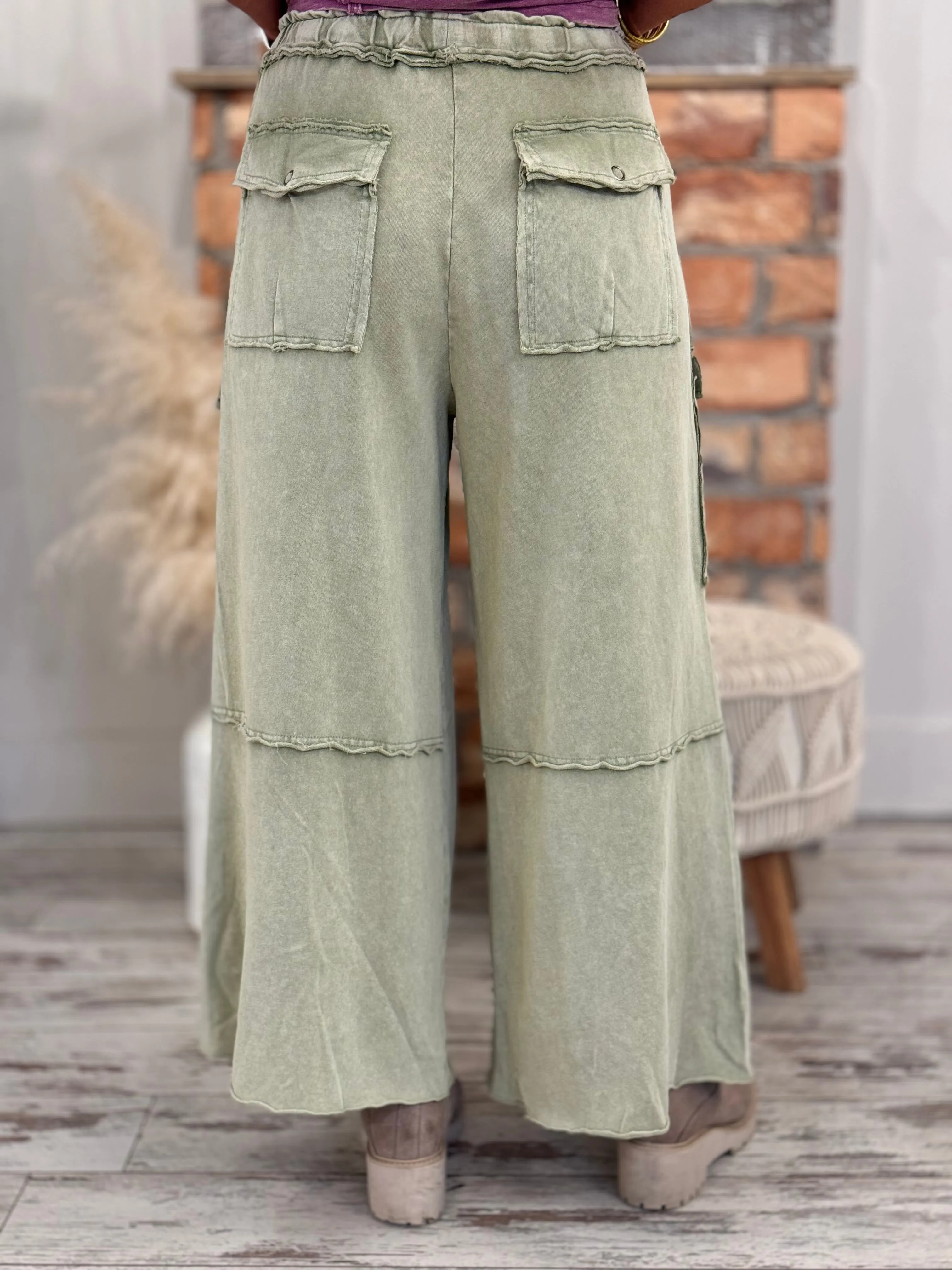 Reverse Stitch Cargo Wide Leg Pants in Sage