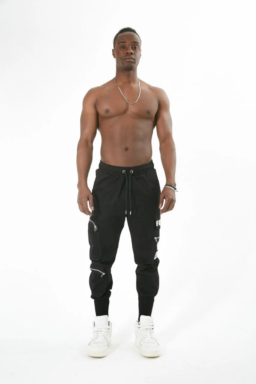 WHEN Cargo Joggers - Black E29A